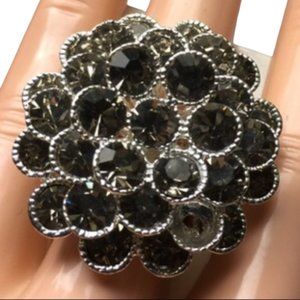 Brand New Style and Co.‎ Pave Flower Stretch Adjustable Ring. Women's Fashion